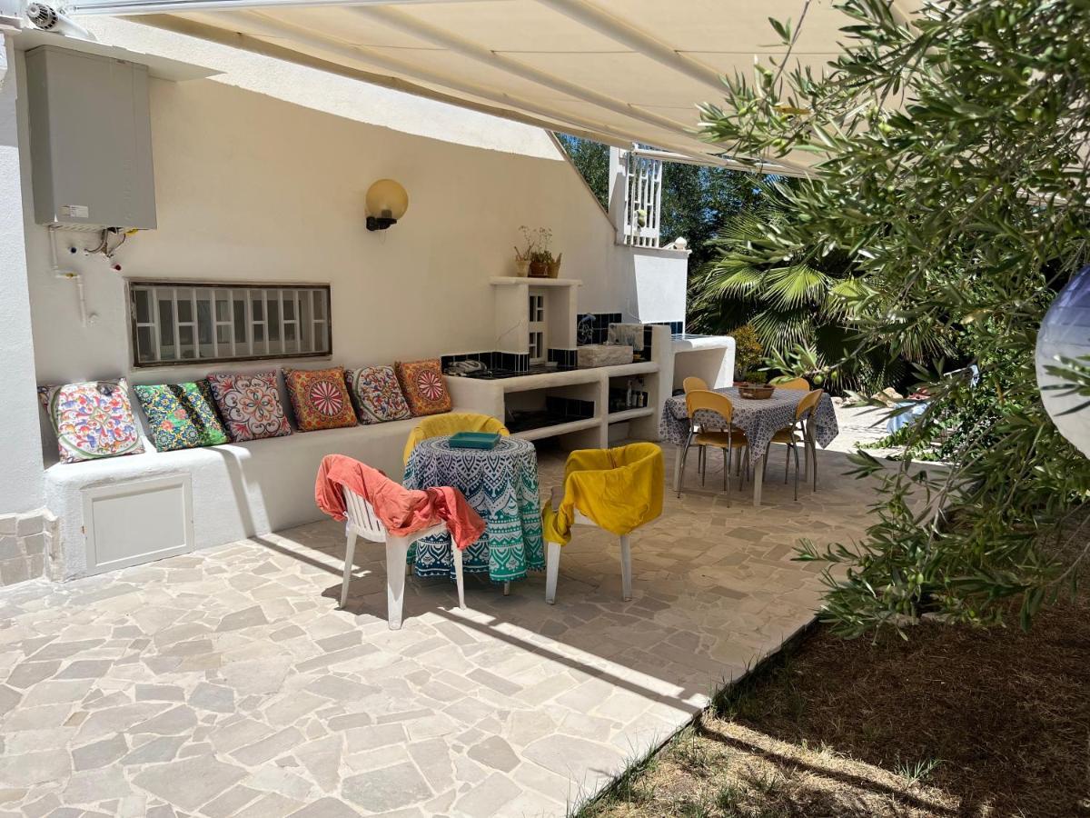 B&B Villa Mediterranee Con Parking Space Trani Zewnętrze zdjęcie