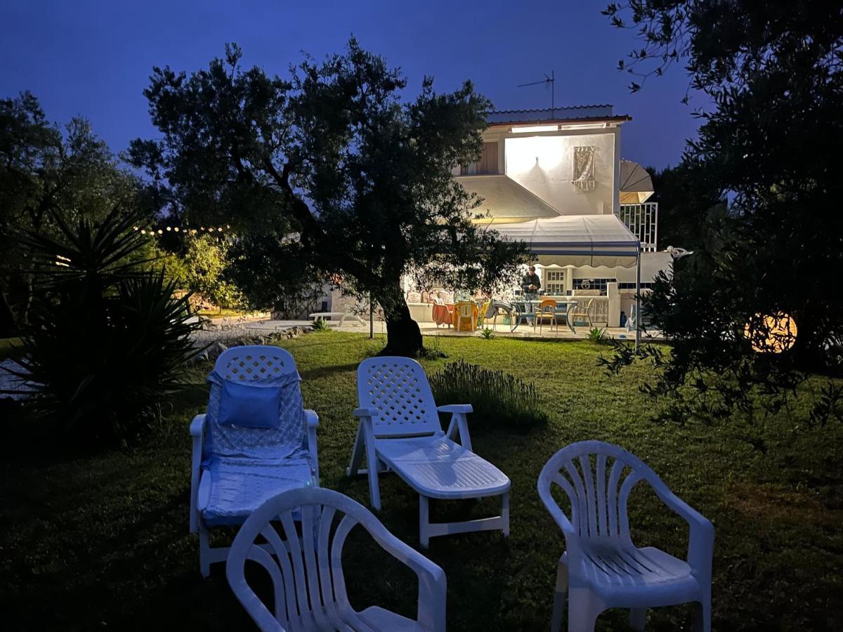 B&B Villa Mediterranee Con Parking Space Trani Zewnętrze zdjęcie