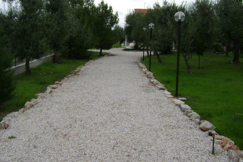 B&B Villa Mediterranee Con Parking Space Trani Zewnętrze zdjęcie